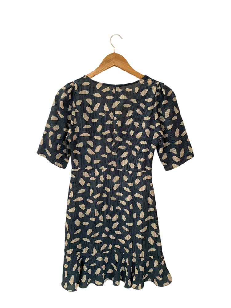 PLN-41148 ( Brand: PRETTYLITTLETHING )