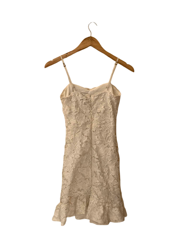 PLN-42379 ( Brand: PRETTYLITTLETHING )