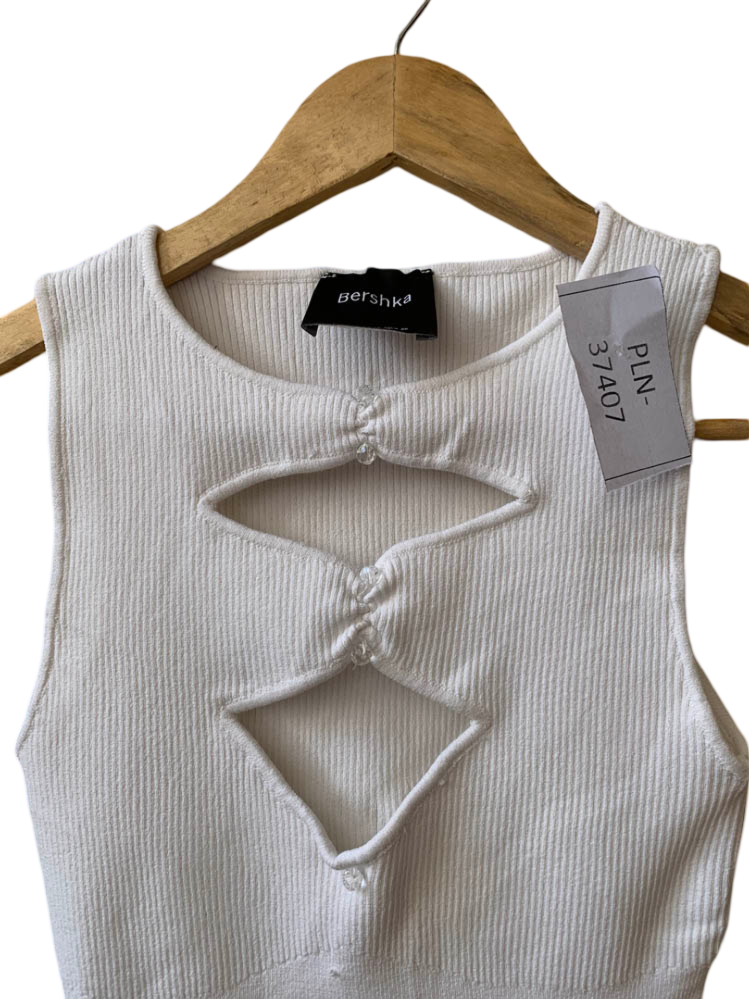 PLN-37407 ( Brand: BERSHKA )