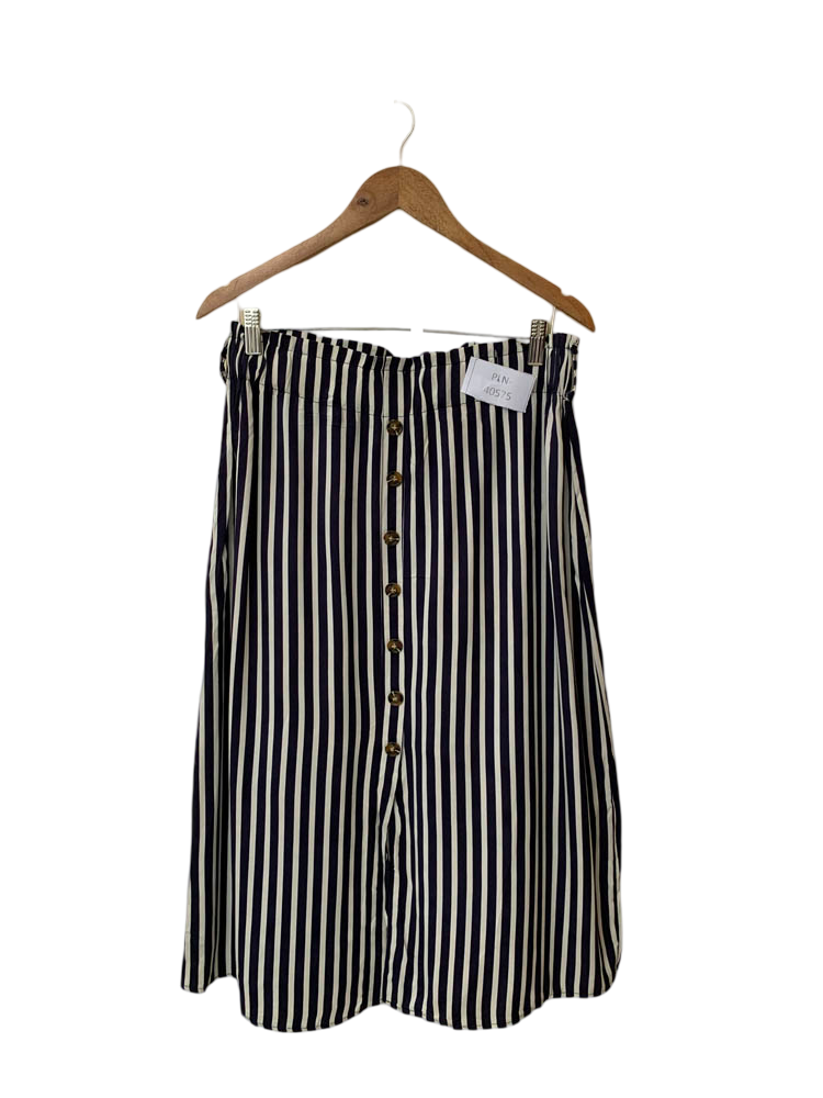 PLN-40575 ( Brand: LOLA LIZA )