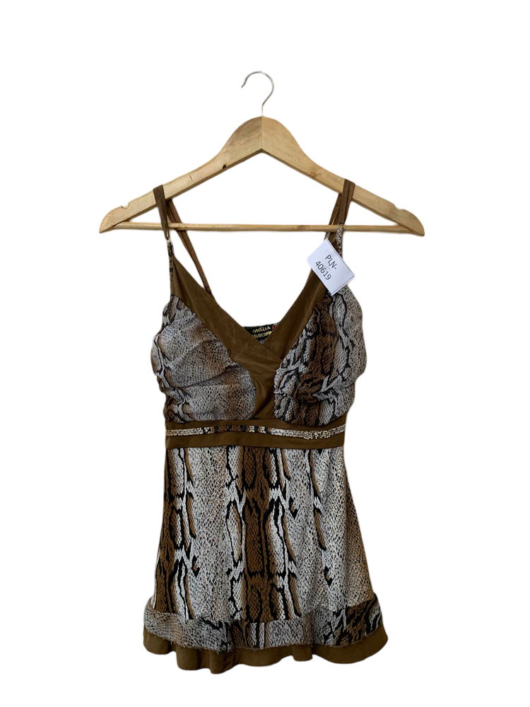 PLN-40619 ( Brand: MOMELLA VAGABCNDA )