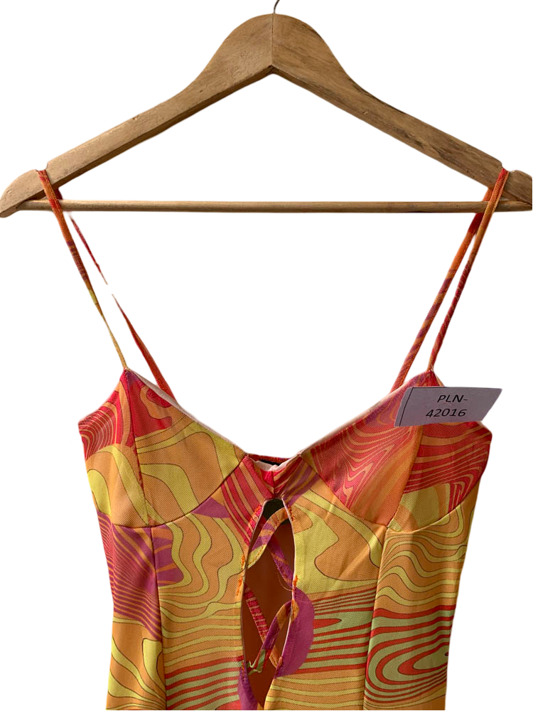 PLN-42016 ( Brand: PRETTYLITTLETHING )